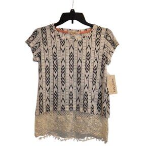 REWIND WOMEN LACE TRIM BOTTOM SHORT SLEEVE TOP - SIZE XS